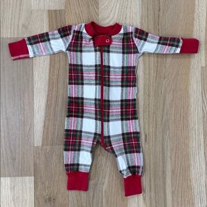 Hanna Andersson plaid pajama’s with zipper, size 3-6 months